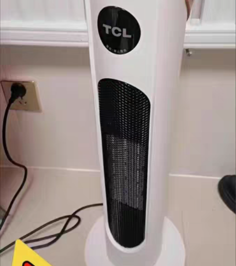 包邮【低价处理】全新TCL取暖器电暖气家用...