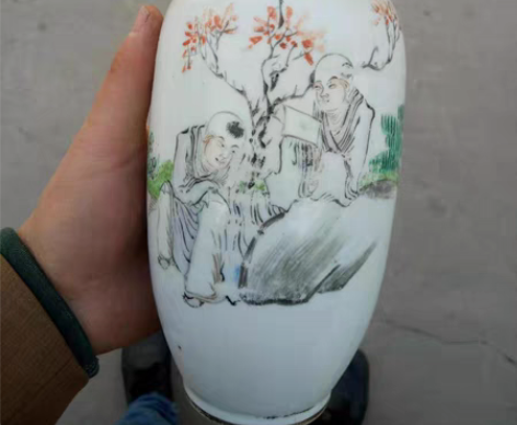 清末民国名家手绘浅降彩和合二仙人物花瓶赏瓶...