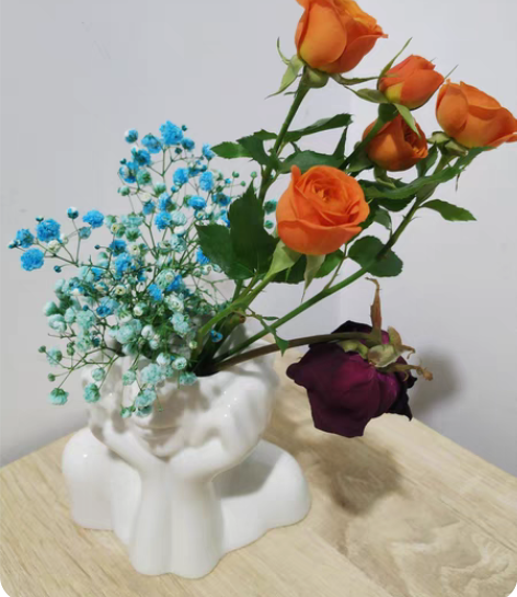 腼腆娇羞少女人物花瓶，插花摆件首选，全新出...