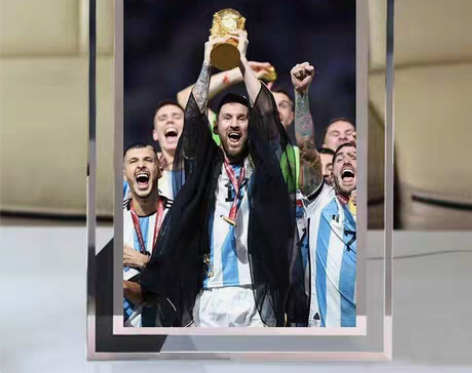 包邮世界杯梅西夺冠水晶相框桌面摆台照片来图...