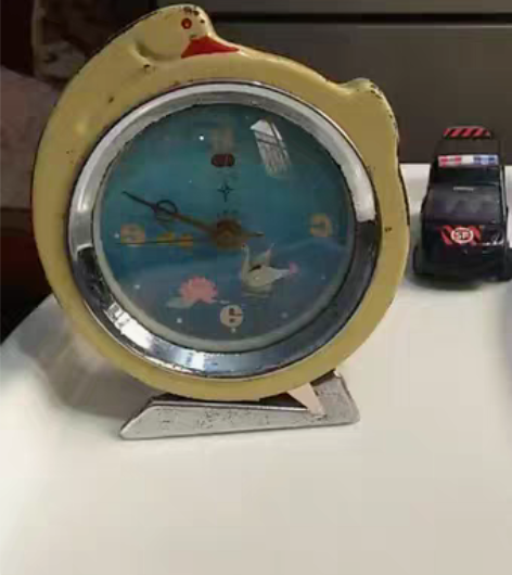 包邮北极星小鹅戏水闹钟，走闹正常。 老物件...
