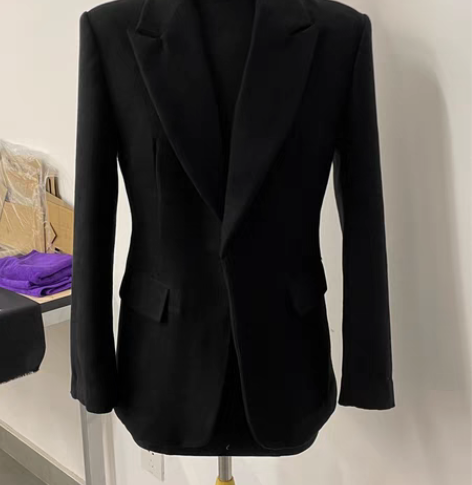 服装设计工艺作业 知名一本服装设计专业 绩...