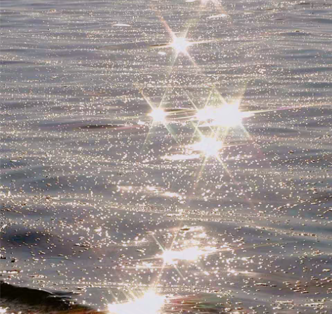 包邮服装设计专业ppt，各种设计师介绍，产...