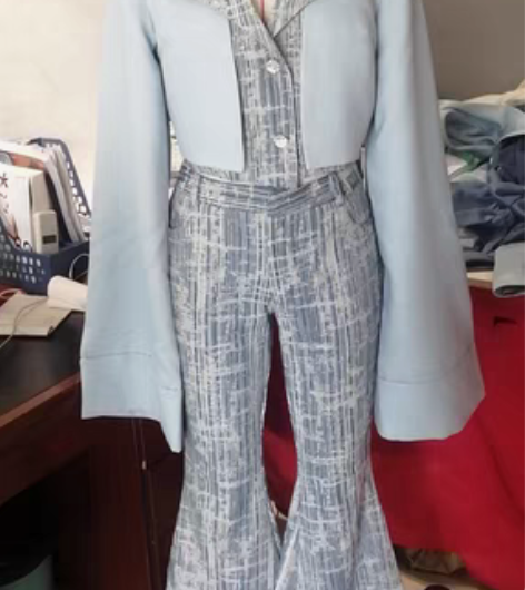 服装打板，代做精品小单，代工厂开发新版，本...
