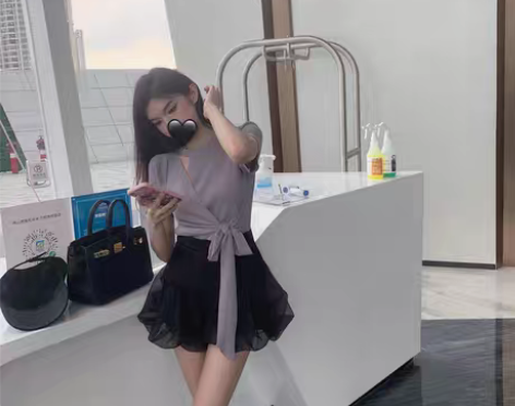 转卖高腰百褶蓬蓬蛋糕裙女夏网红气质显瘦显高...
