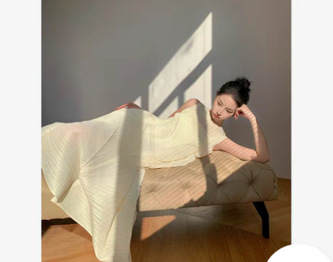 转卖深深定制手工压皱连衣裙女2023新款三...