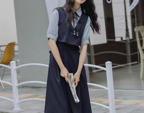 转卖夏季女装2023年新款初恋裙复古温柔小...