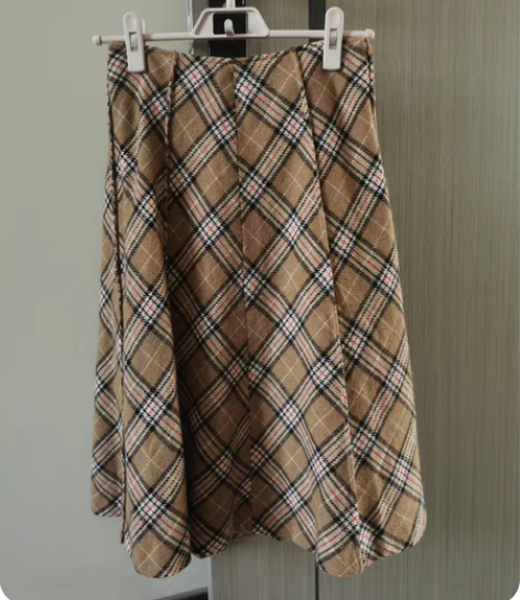 日牌古着羊毛中裙，线下古着店（Nano S...