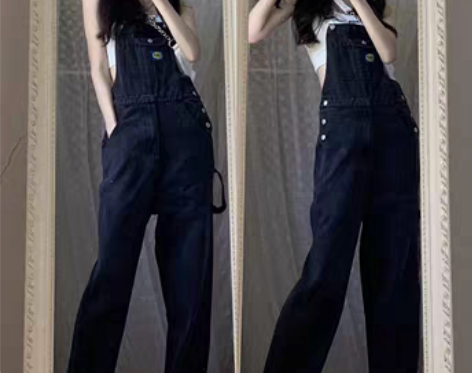 转卖牛仔 连体裤 背带裤女 本人普普通通爱...