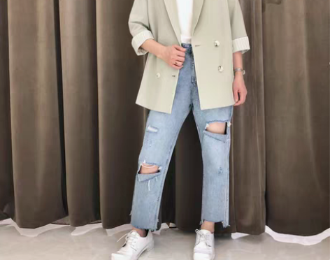 转卖2020春款女破洞牛仔长裤休闲时尚牛仔...