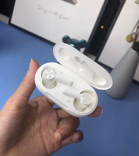 99新 OnePlus 一加 Buds Z...