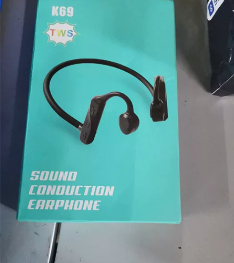 骨传导运动蓝牙耳机,听歌可使用8小时以上,...