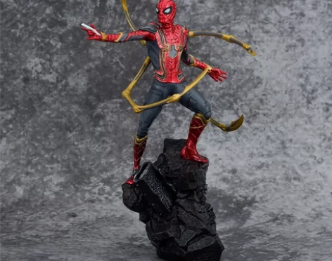 出一个钢铁侠英雄无归手办，朋友送的，全新未...