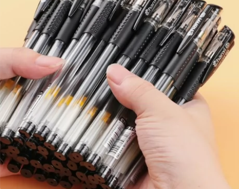 100支中性笔0.5办公用签字笔黑碳素笔学...