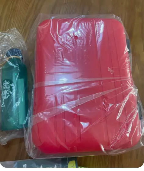 星巴克野餐必备 行李箱55水瓶15荧光色帆...