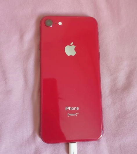 苹果8 红色64G，没有维修过，如图所示，...