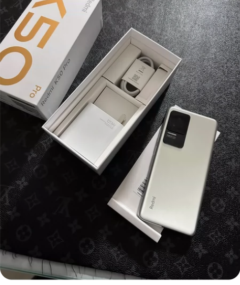 红米k50Pro，12+256，天玑900...