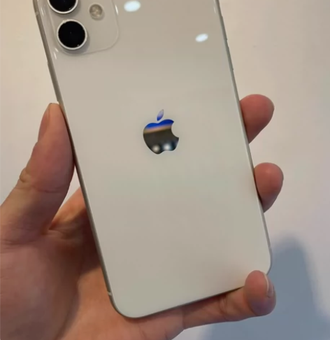 98新国行苹果 iPhone 11  25...