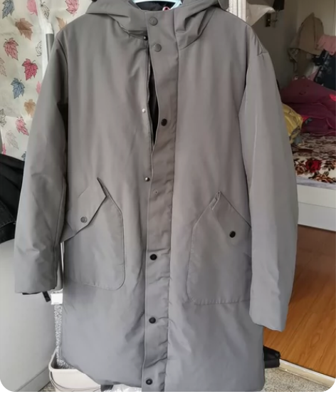 男士羽绒服一件，尺码190，适合170斤左...