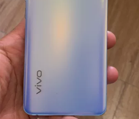 vivo x50pro 没有维修 屏幕小老...