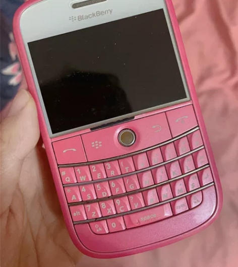 BlackBerry黑莓手机 型号：900...