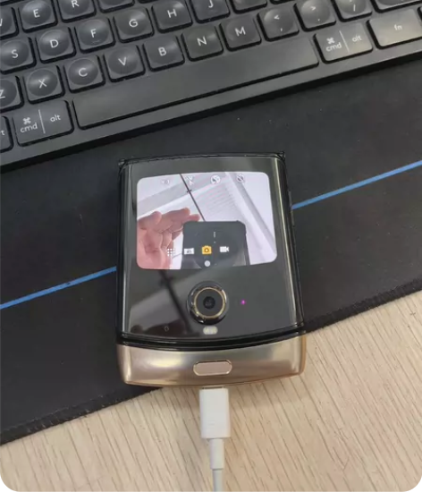 Moto razr 2019 ，6+128...