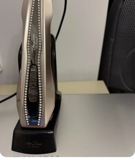 转卖一件宙斯美容仪，只用过两次， 感兴趣的...