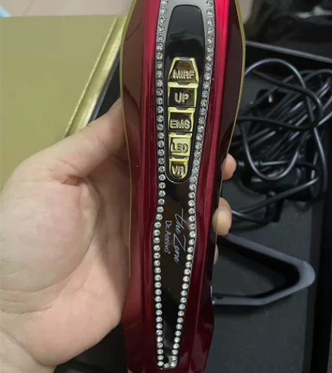 宙斯美容仪器第五代，最新版本 全新未使用过...