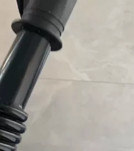 50公斤的臂力器，估计有个35公斤吧，结实...