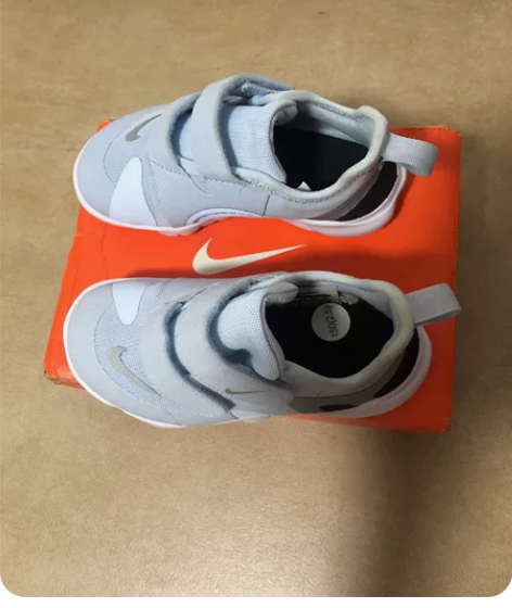 Nike耐克休闲婴童时尚轻便运动鞋  商场...