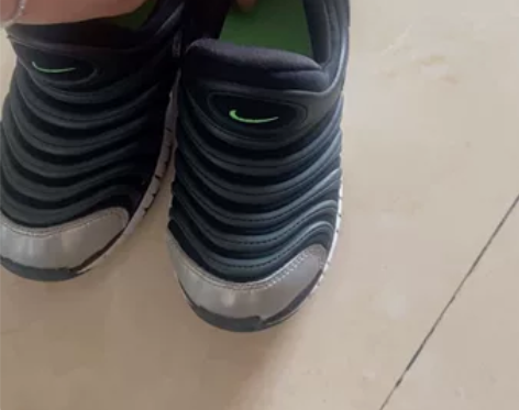 耐克，毛毛虫，13C，8.5新吧，实物看视...