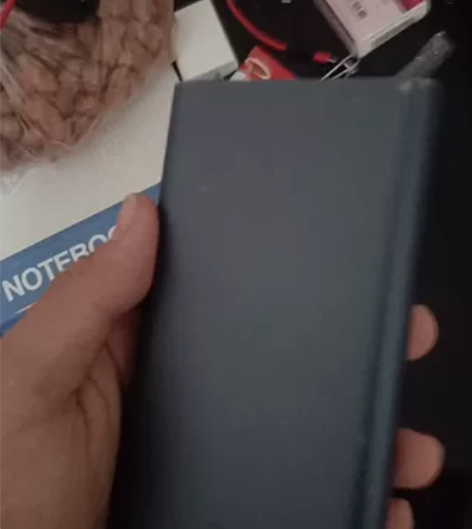 小米一万毫安充电宝，正常容量正常使用 感兴...