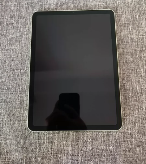 电池100%！2020款iPad Air4...