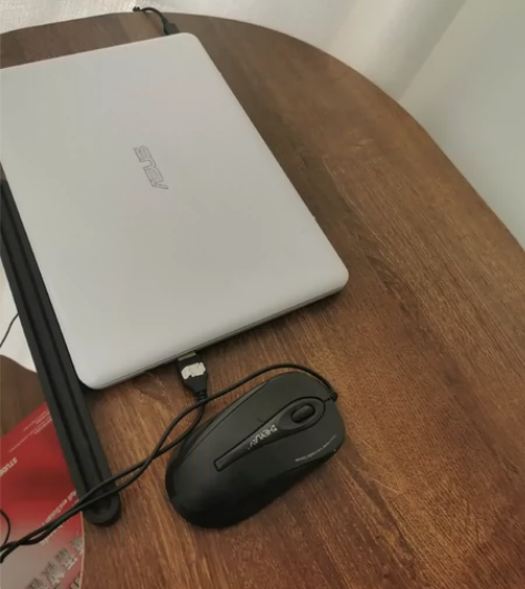 华硕高配轻薄笔记本，商用游戏方便携带低价转...