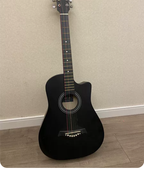 Kamoer民谣吉他，39寸，轻微使用，无...