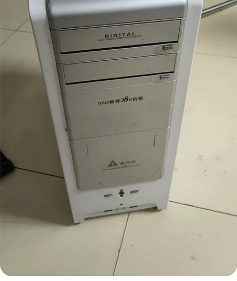 金河田电脑机箱,标准机箱,10元自取。 感兴趣的话点“我想要... 金河田电脑机箱,标准机箱,10元自取。 感兴趣的话点“我想要...