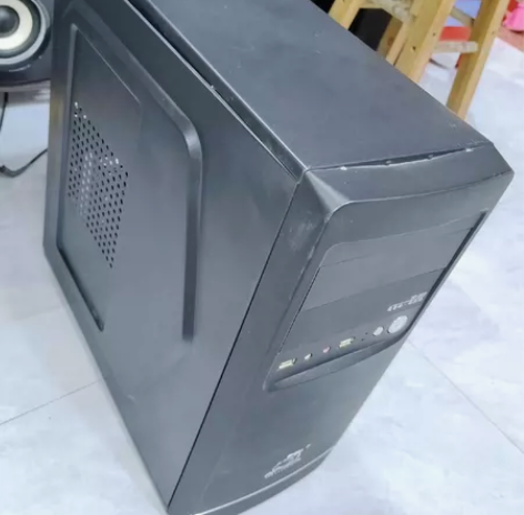 电脑吉祥电脑电源机箱加电源，还很新，机箱2...