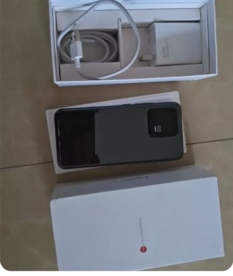 小米13 12+512 一月份激活 95新...