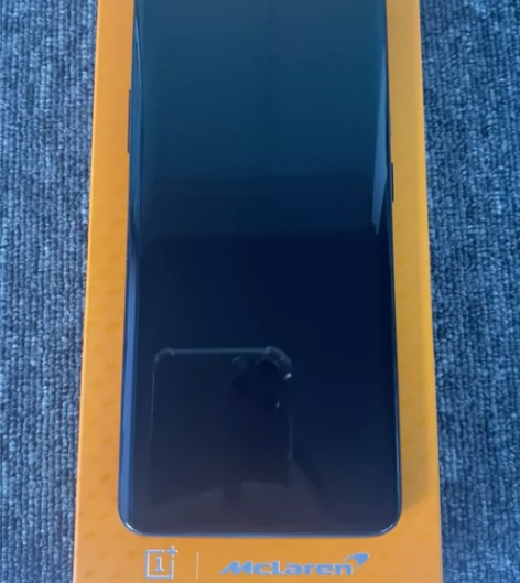 出售一加7T pro 12+256G迈凯轮...