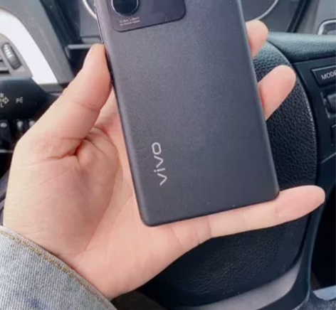 vivo S16  黑8+256 官保 3...
