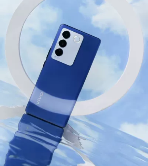 vivo S16全新配色「春日悠蓝」光致变...