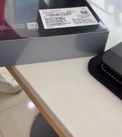 vivo  S16内存8+256（黑色），...
