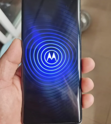 摩托罗拉x30pro 议价绕道！2398送...