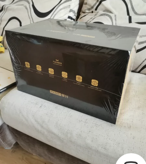 别人送的，MIFON攀升电竞路由器MIFO...