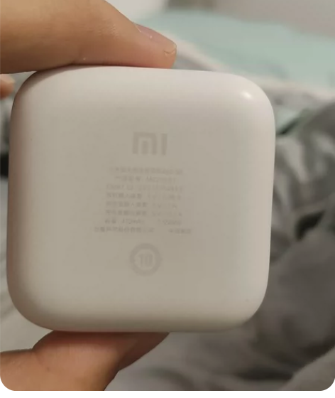 小米Air2se，小米之家购入，左耳有较为...