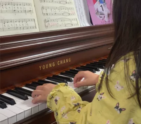 1. 韩国young chang二手钢琴B...