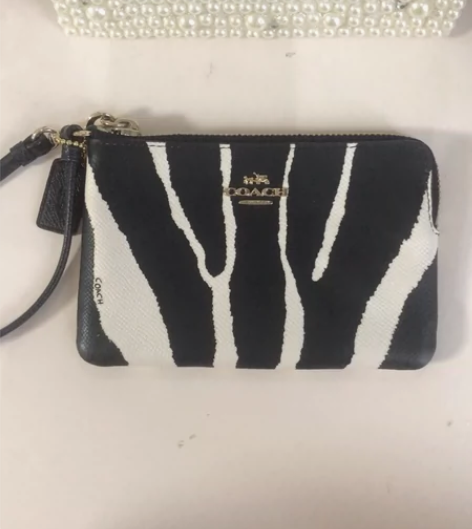 COACH/蔻驰女士经典马车标志小号腕包手...