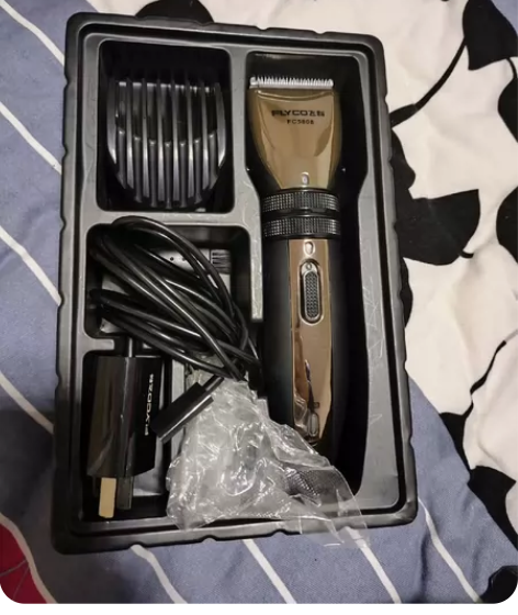 给小孩剃头发的，孩子大了，有需要的拿走 包...