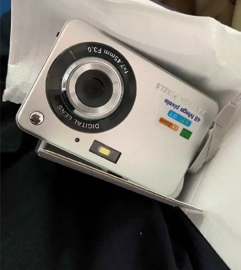 【KOMERY复古数码相机】，旅游小相机学...