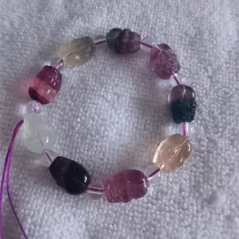 捡漏 萤石 貔貅 手串。 玩家不是玉商，出...